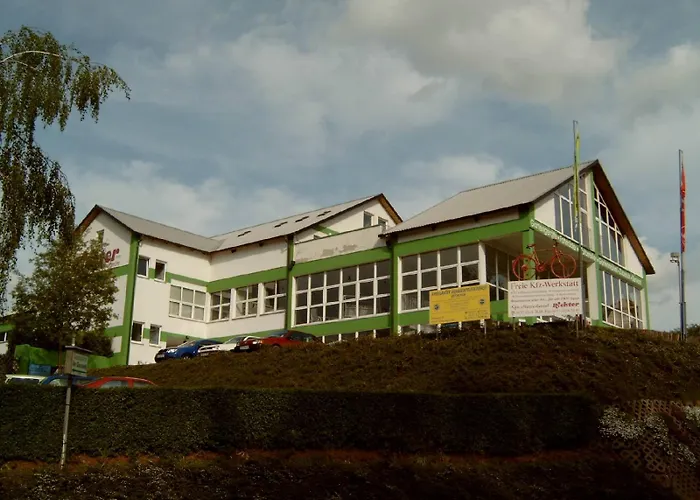 New York * Hohenstein-Ernstthal